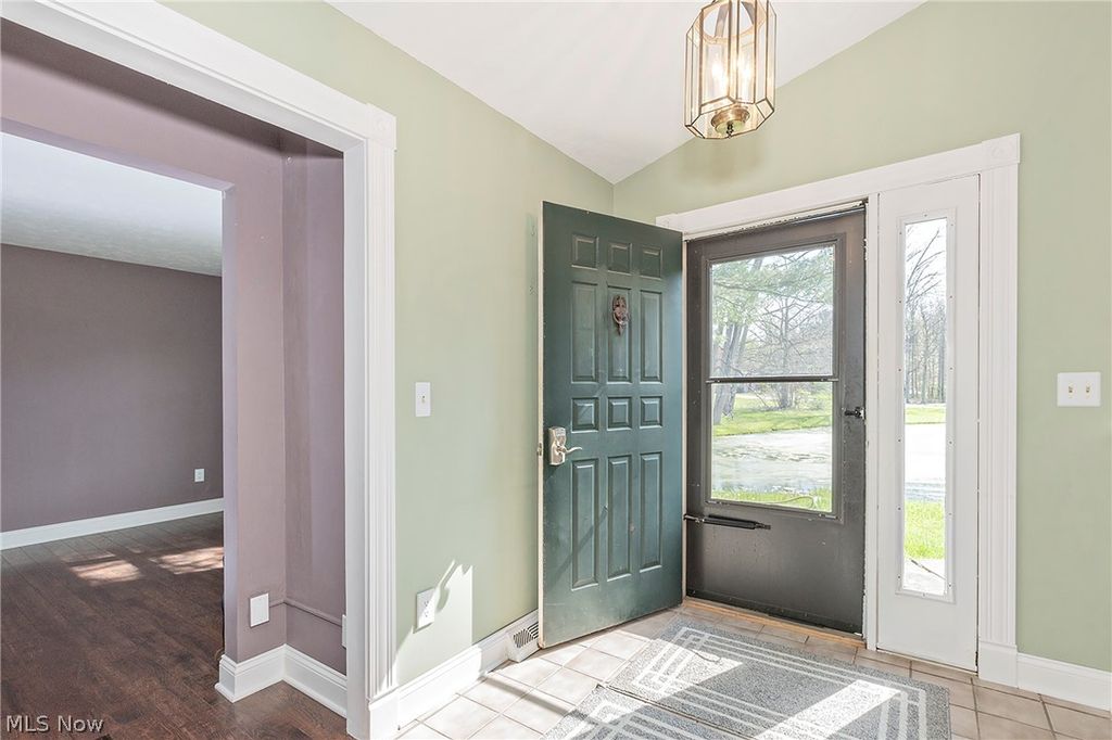 Photo of 13310 Cedar Acres Drive, Chesterland, OH 44026 (MLS # 5204232)