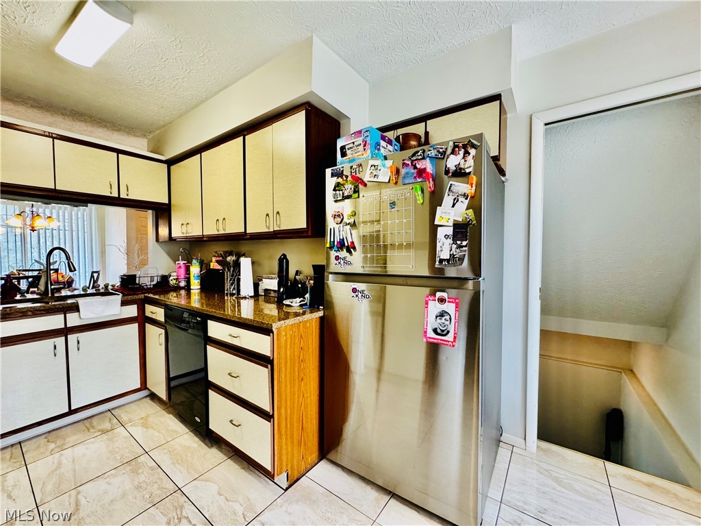 Dewalt Drive - Residential Income