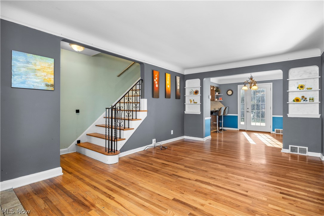 K K Hodgemans - Residential