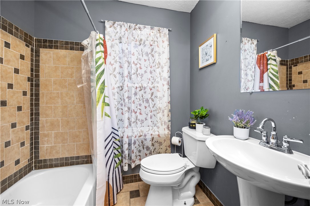 K K Hodgemans - Residential