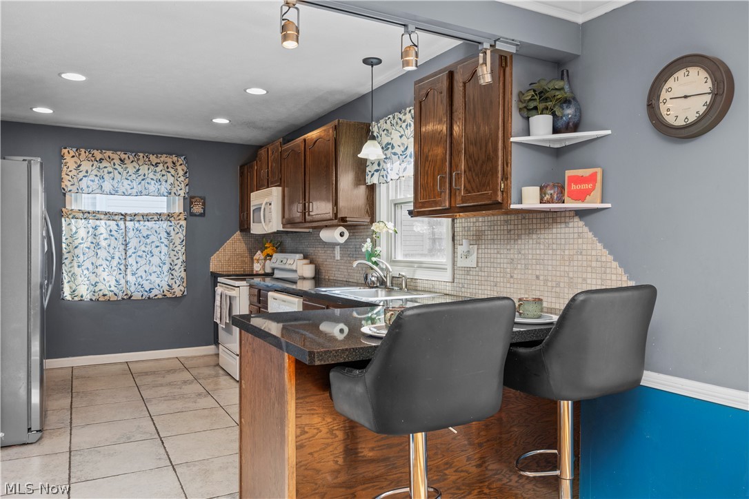 K K Hodgemans - Residential