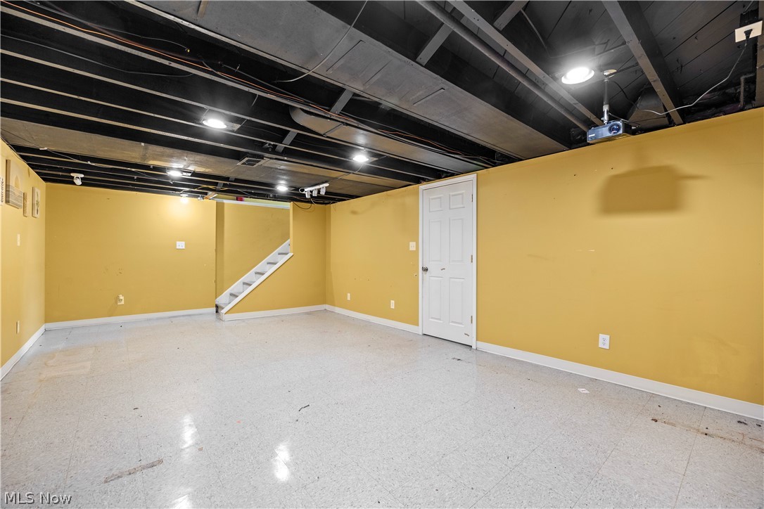 K K Hodgemans - Residential