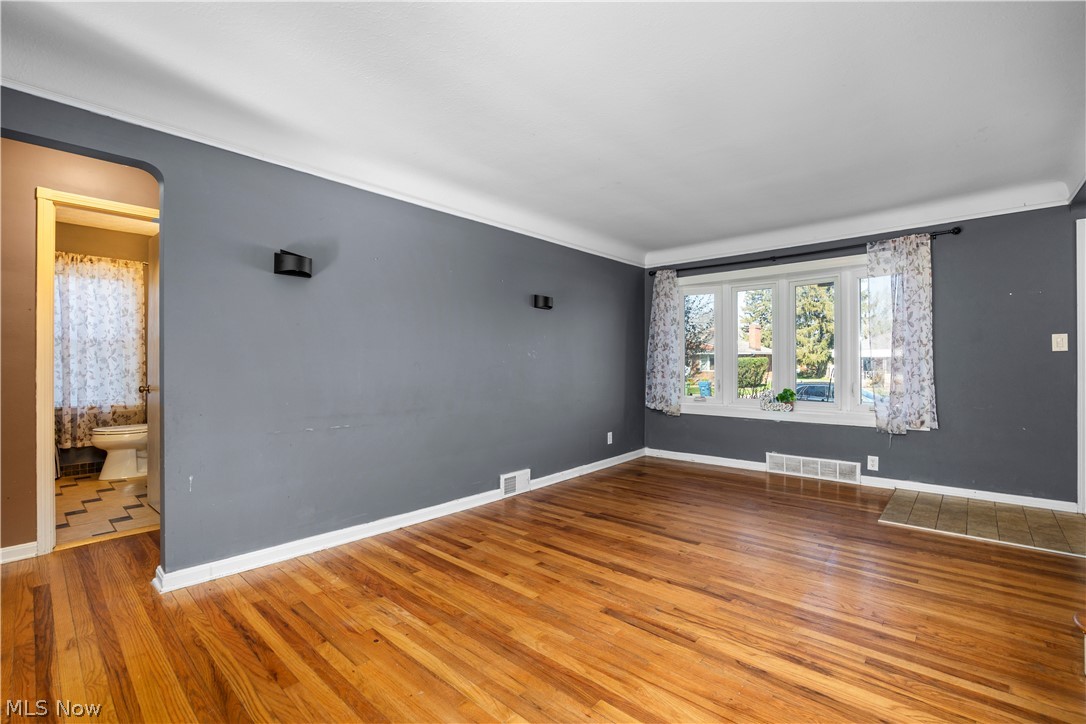 K K Hodgemans - Residential