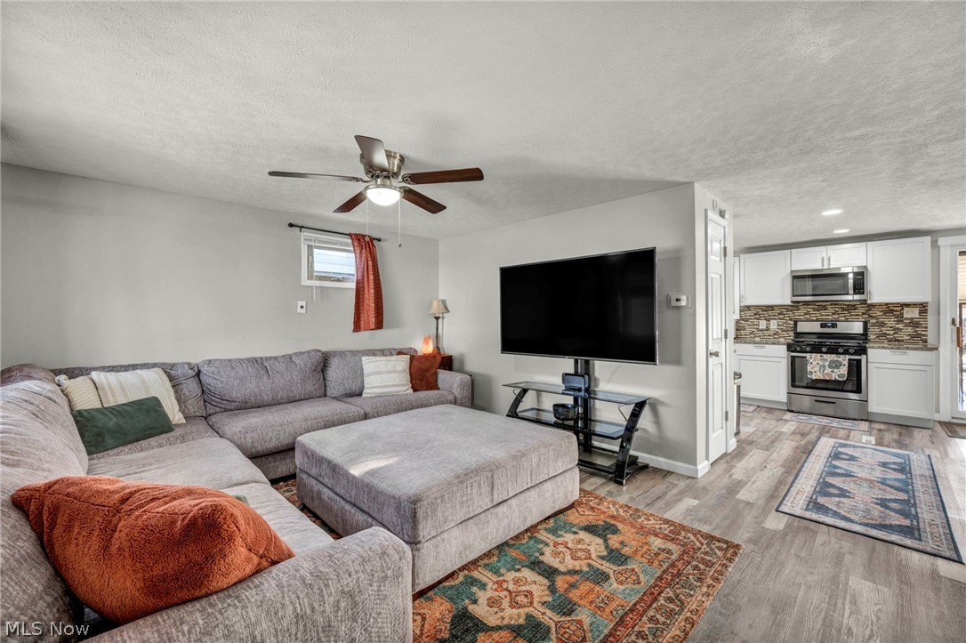 6386 Sandfield Drive