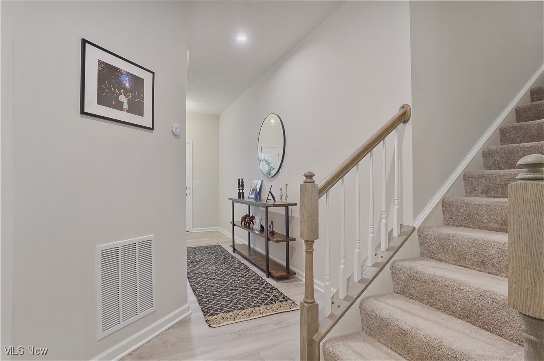 Towns/Cedar Crest - Residential