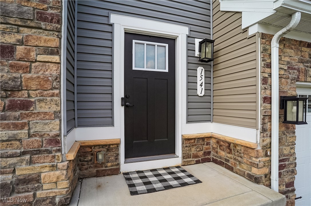 Towns/Cedar Crest - Residential