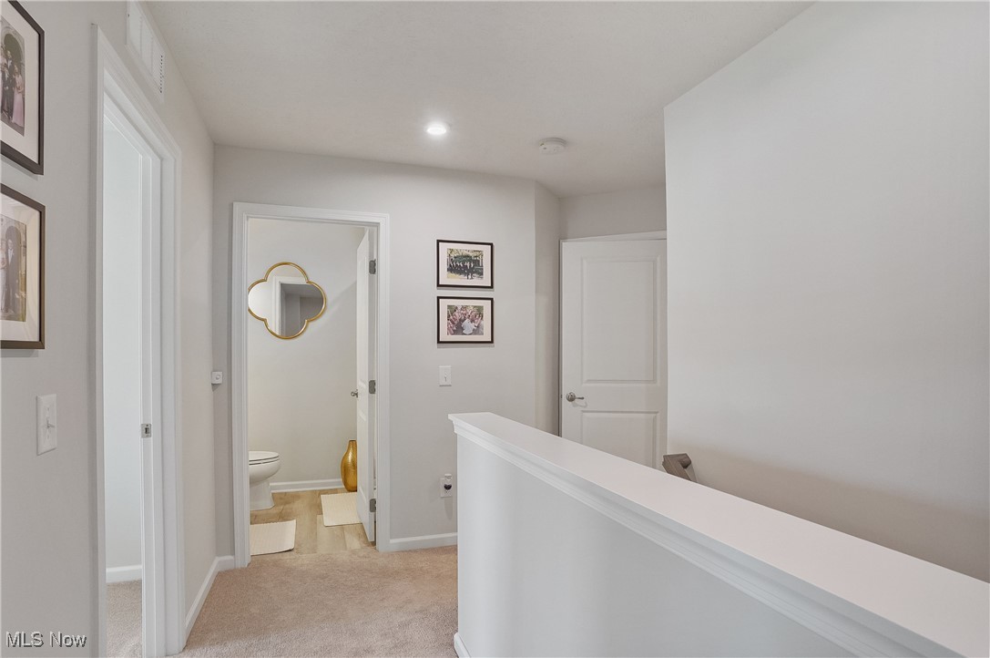 Towns/Cedar Crest - Residential
