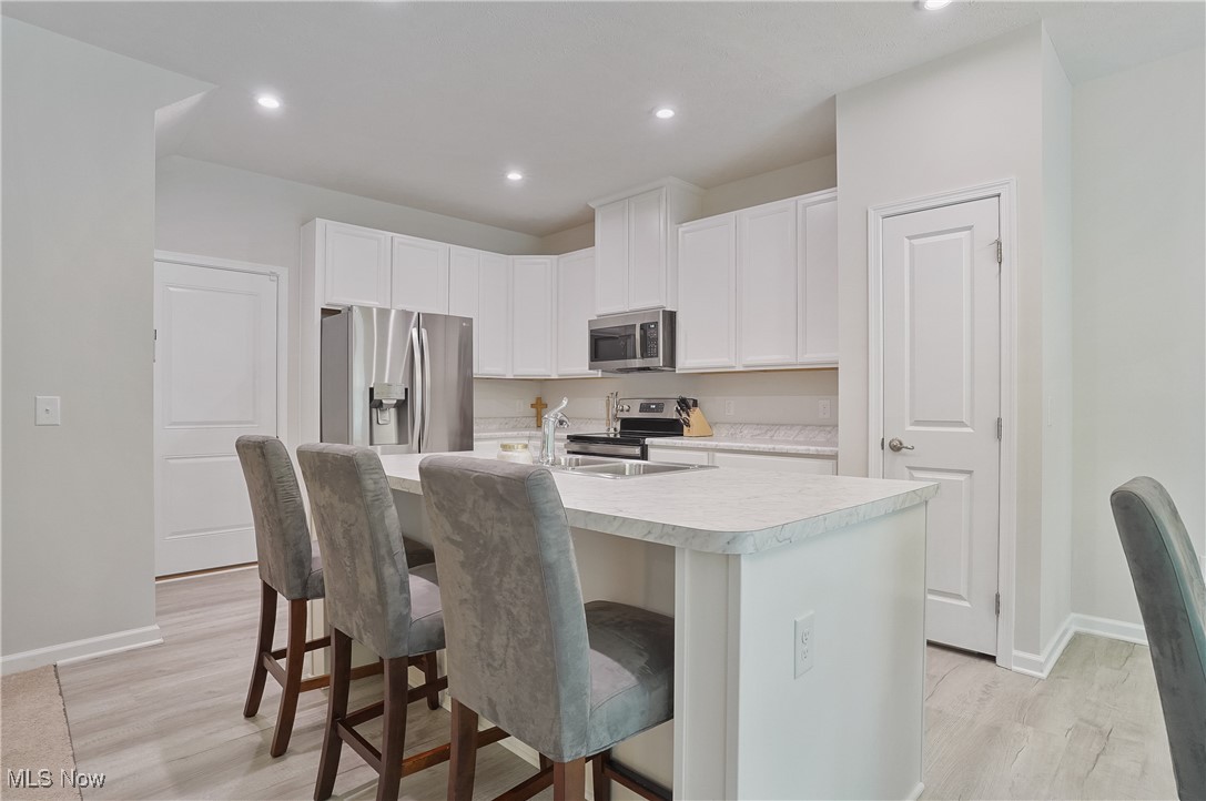 Towns/Cedar Crest - Residential