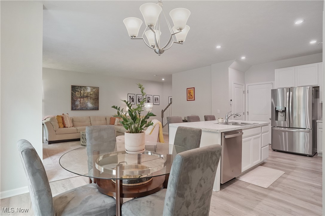 Towns/Cedar Crest - Residential