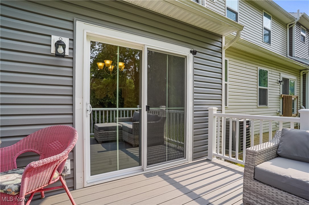 Towns/Cedar Crest - Residential