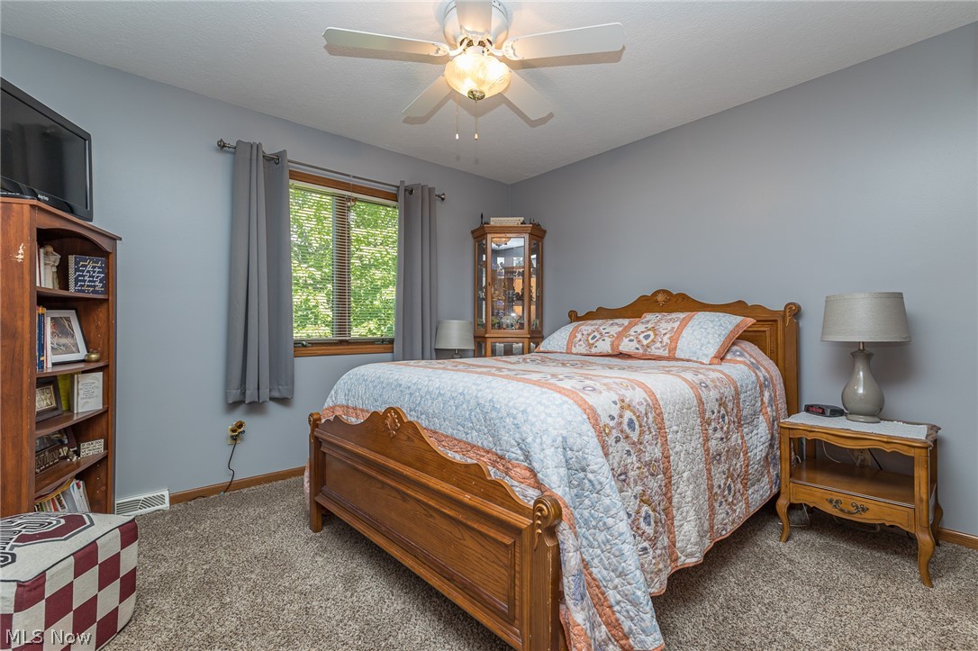 Waterside Woods Twnhs - Residential