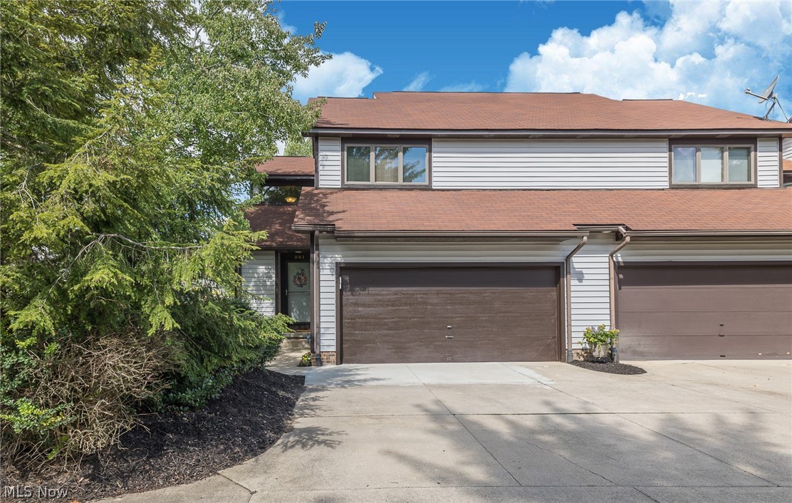 Waterside Woods Twnhs - Residential