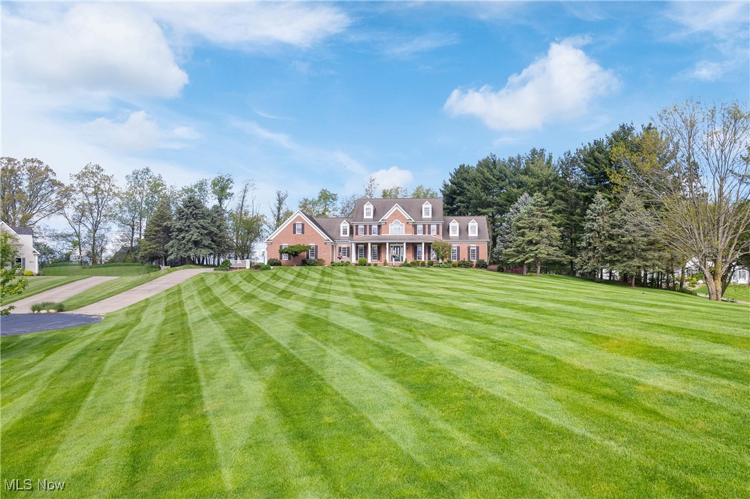 10531 Schlabach Avenue, Hartville, Ohio image 2