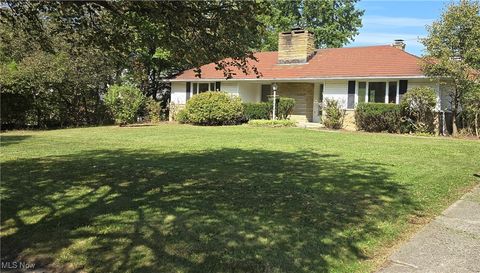 24255 S Woodland Road Shaker Heights OH 44122