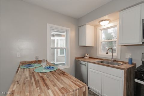 Tiny photo for 2400 Noble Road, Cleveland Heights, OH 44121 (MLS # 5179467)