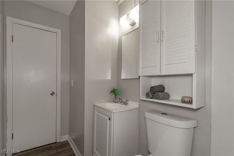 Tiny photo for 2400 Noble Road, Cleveland Heights, OH 44121 (MLS # 5179467)