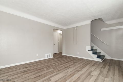 Tiny photo for 2400 Noble Road, Cleveland Heights, OH 44121 (MLS # 5179467)