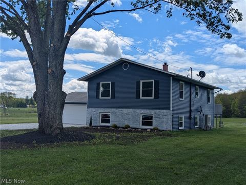 Tiny photo for 17536 Hosmer Road, Middlefield, OH 44062 (MLS # 5210328)