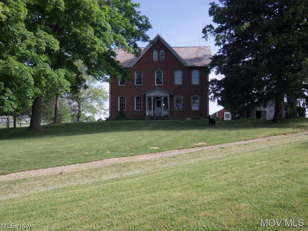 Realize the dream of having your own farm!Country living with fenced pasture,nice (2008 ) horse barn,5 stalls.Handsome,and somewhat historical home.Built in 1874.Past updates in cherry kitchen & baths.20 acres,70 to 90 ft.drilled well.30ft.dug well not used.2- 200 amp service boxes..Picturesque setting,lots of road frontage,Bring your imagination and see the potential this charming home has. Elem: Barlow-Vincent Elementary Scho Elem/Bus: Y JrHigh: Barlow Vincent JrHigh/Bus: Y High: Warren High School High/Bus: Y Fire: VOL Police: SHF PossFreeGas: Y ;SQFT=Fin L1:1440, Fin L2:1440, Fin Bsmt:0, Fin Above:2880, Fin Total:2880, Unfin Bsmt:720, Unfin Above:720;PRKG= Off Street