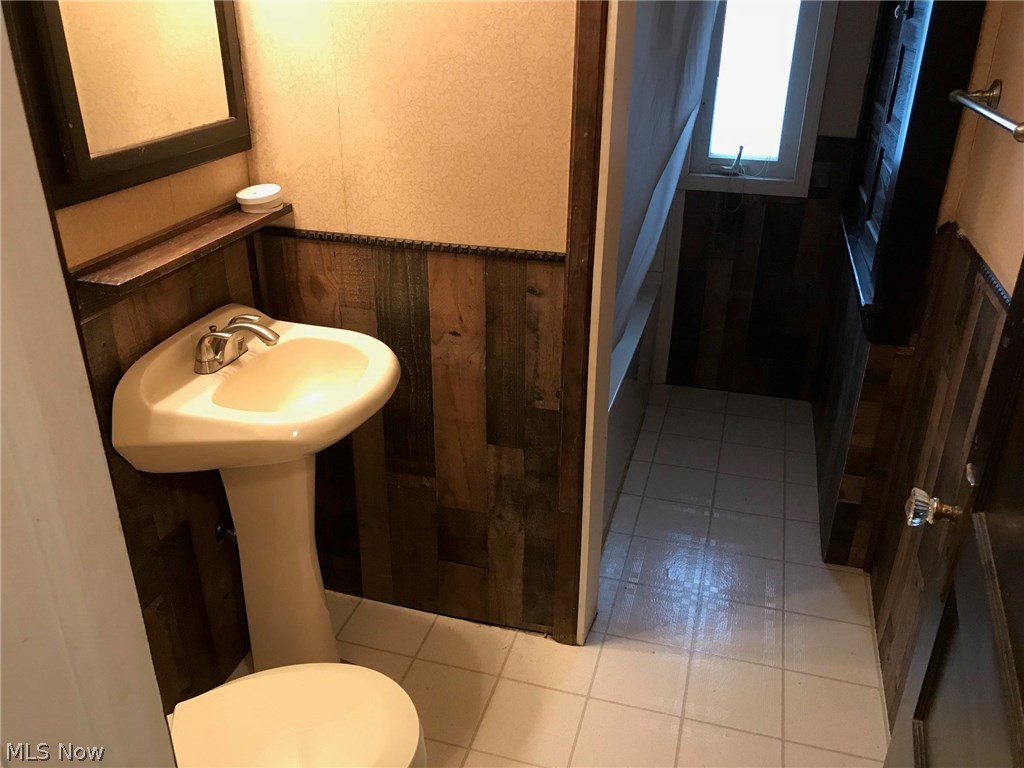 Euclid Shore - Residential