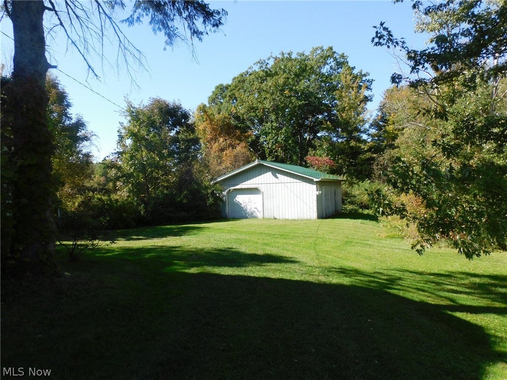 8885 Center Road