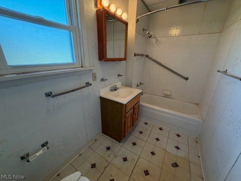 Tiny photo for 3546 W 126th Street, Cleveland, OH 44111 (MLS # 5255448)