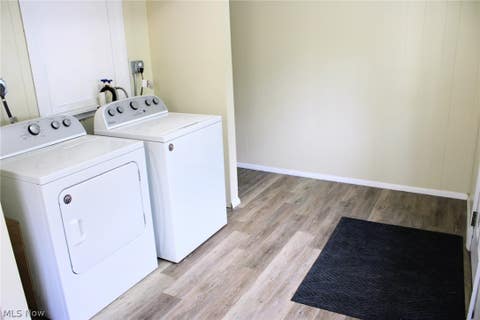 Tiny photo for 1733 Robindale Street, Wickliffe, OH 44092 (MLS # 5239402)