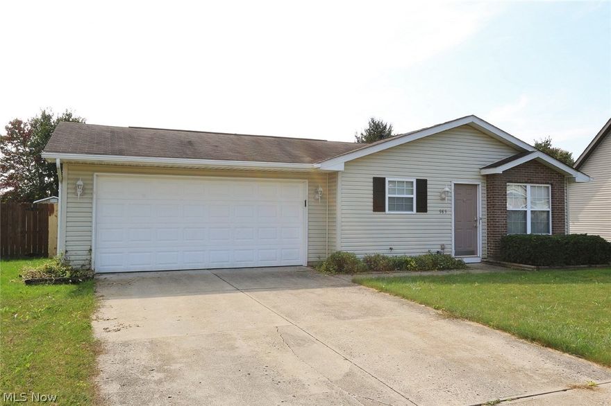 Convenient low maintenance home with easy access to rt 16. This 3 bedroom 1.5 bath home offers a great floor plan. Open concept living room and kitchen with vaulted ceilings. Large fenced in back yard offers a great place to sit and relax. Call today for your showing.