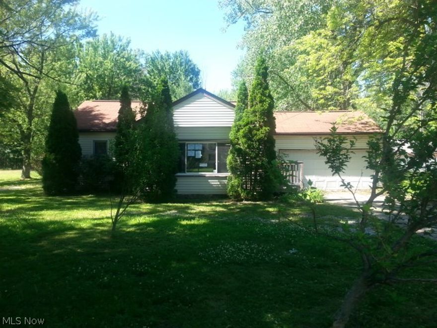 Large ranch home a good sized lot. This home is in a great location, close to all Mentor attractions. It features a 2 car attached garage and an additional 2 car detached garage! Also included are 3 bedrooms, 1500+ Sq ft of space, 1 1/2 baths, and a full basement! See this one today! HUD homes are sold AS-IS. Buyer is responsible for due diligence and inquiry of all property information/condition. Buyer is responsible for any/all inspections and related costs and is to assume any/all POS violations if applicable. Ask your agent for details and submit offer for this property on line. HUD property case #412-394885.