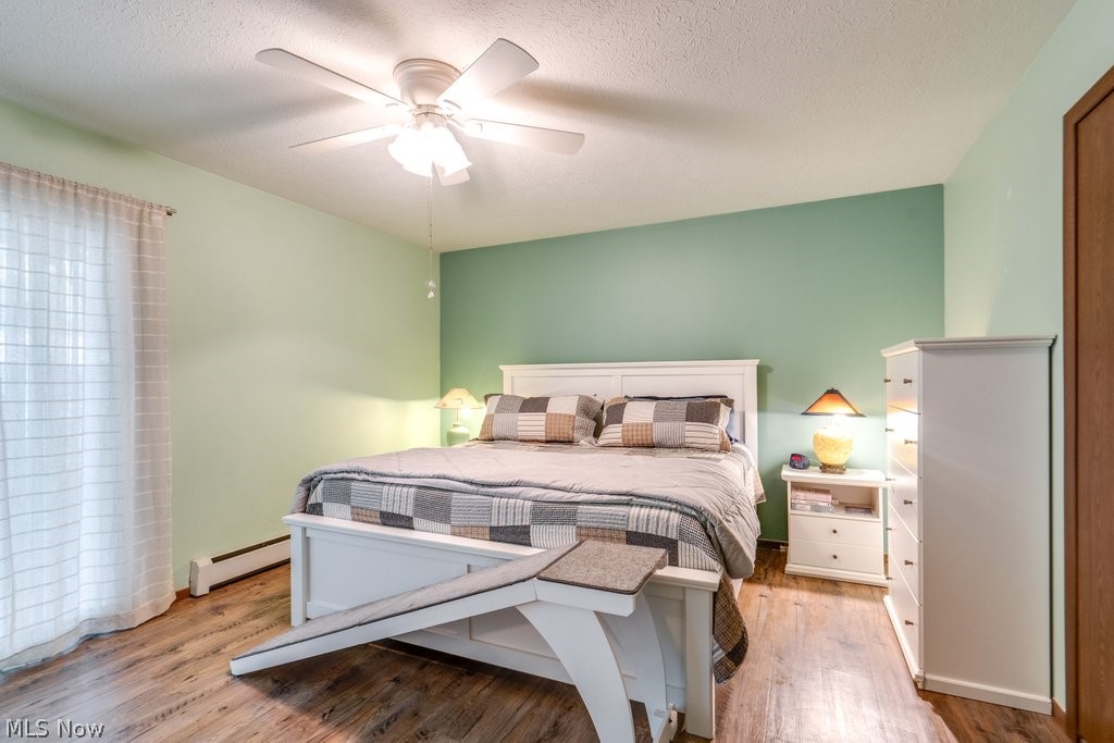 Gloria Glens - Residential