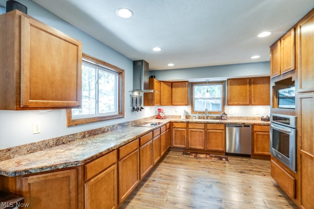 Gloria Glens - Residential