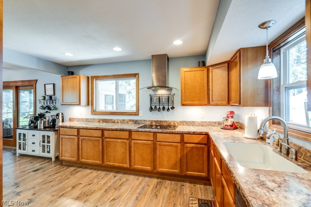 Gloria Glens - Residential