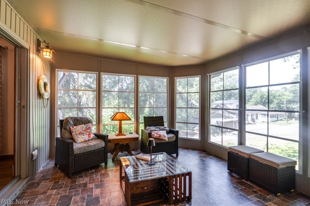 Gloria Glens - Residential