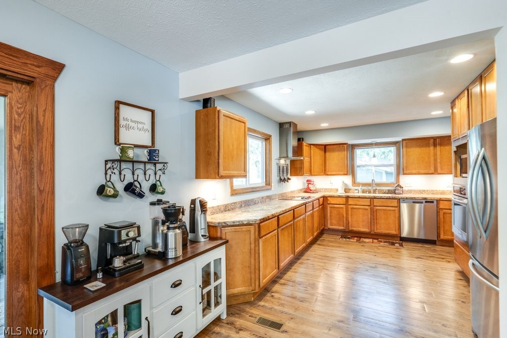 Gloria Glens - Residential