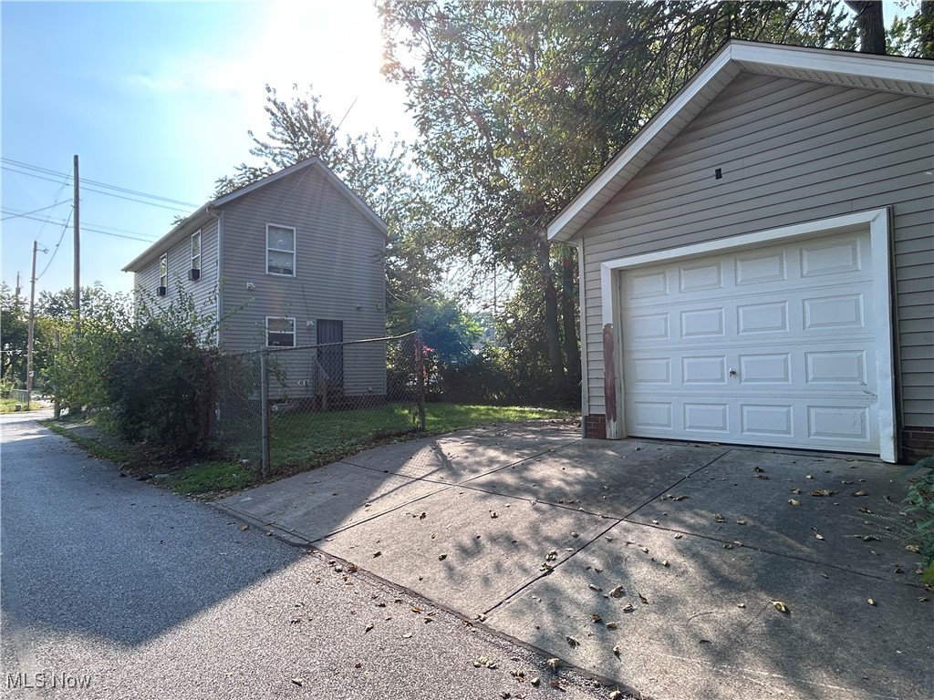 Aj Marshs Sub - Residential