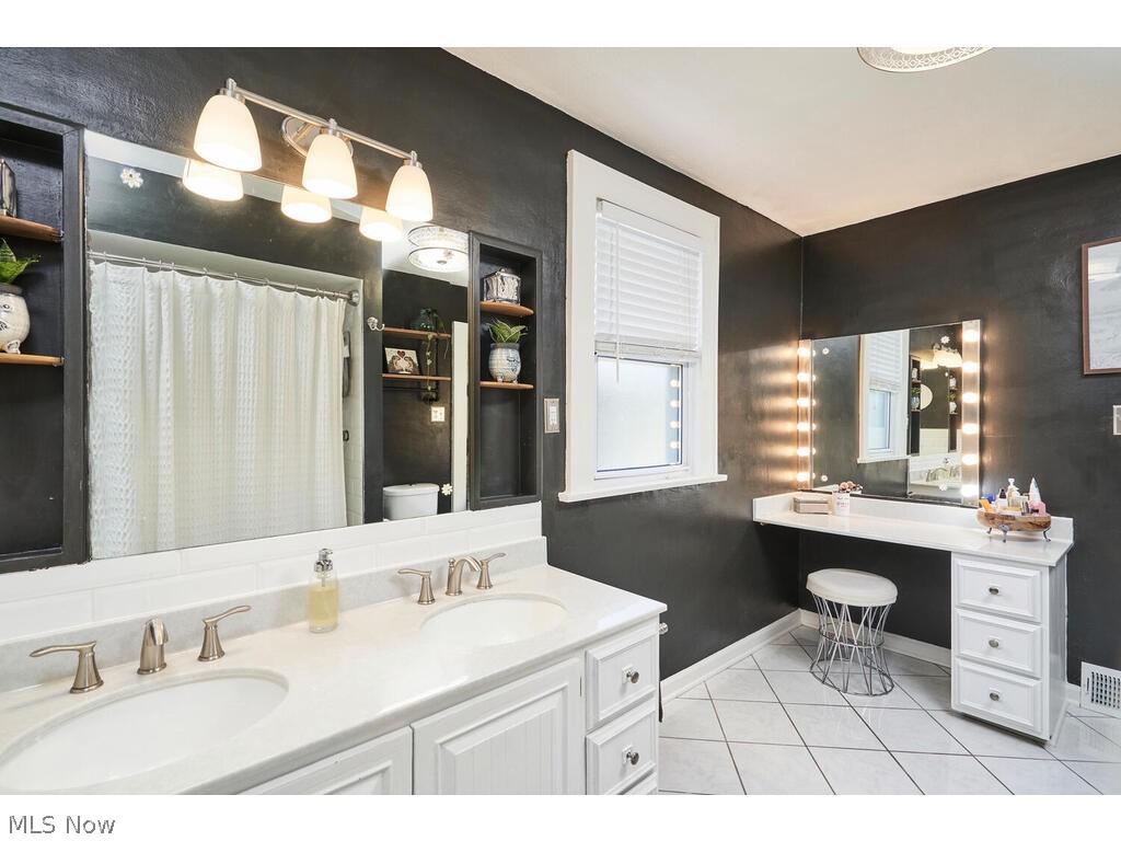 Castle Park - Residential