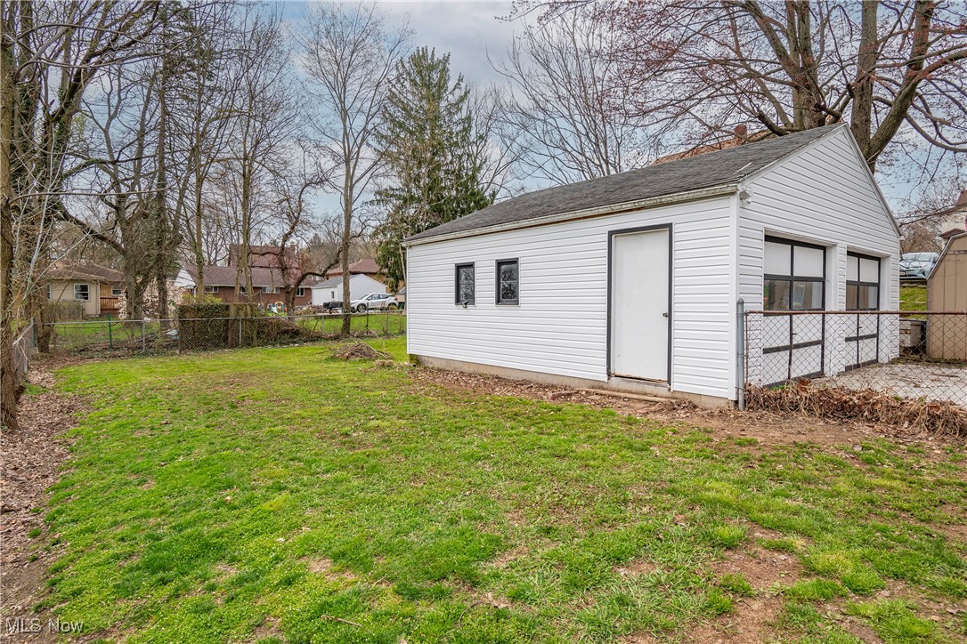 36 W Hiram Street, Barberton, Ohio image 32