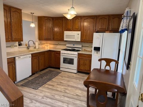 Tiny photo for 5630 Dorrington Avenue NE, Canton, OH 44721 (MLS # 5202736)