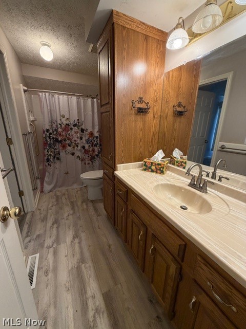 Villas At Kings Creek Condo - Residential