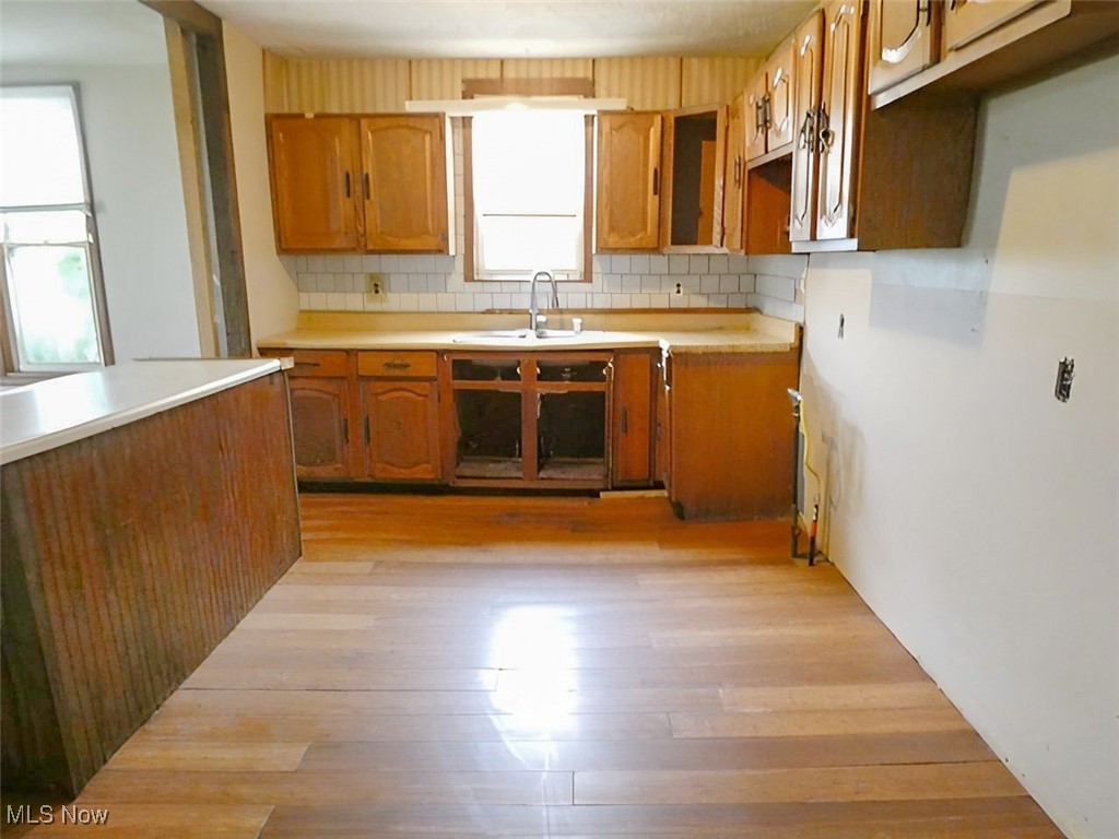 2442 Broad Street, Cambridge, Ohio image 8