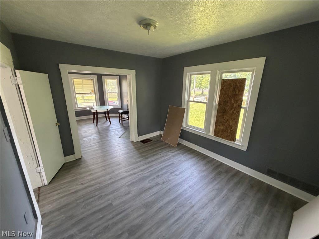 Photo of 1205 E 111th Street, Cleveland, OH 44108 (MLS # 5218900)