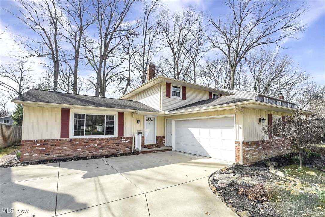 4520 Brendan Lane, North Olmsted, Ohio image 14