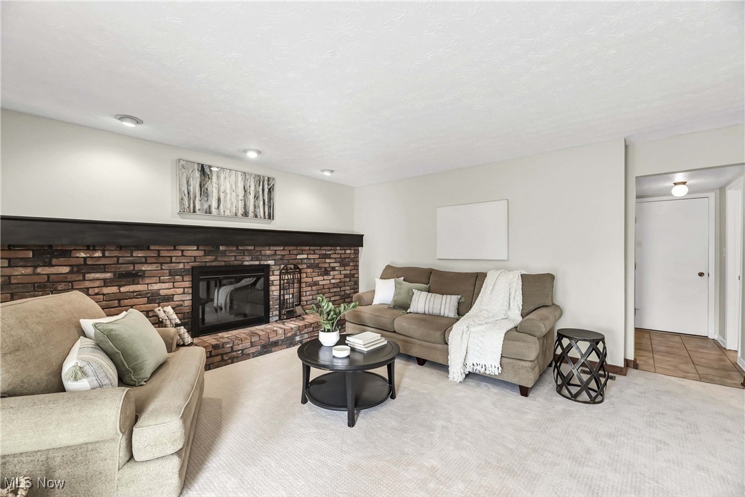 4520 Brendan Lane, North Olmsted, Ohio image 38