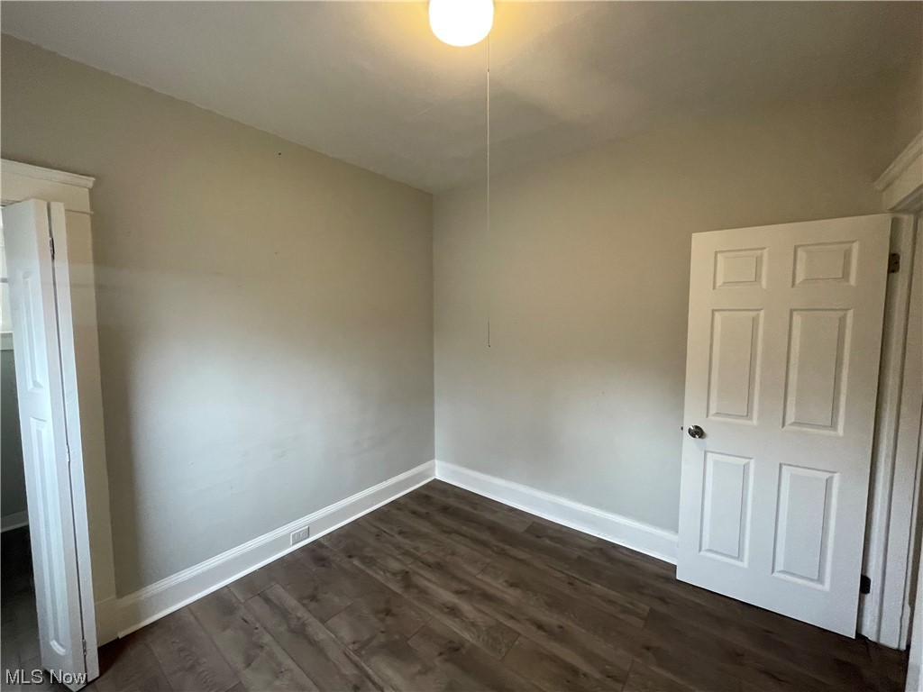 Jh Hardys Sub - Residential Lease
