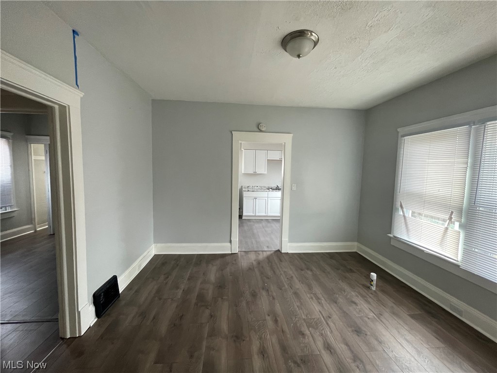 Jh Hardys Sub - Residential Lease