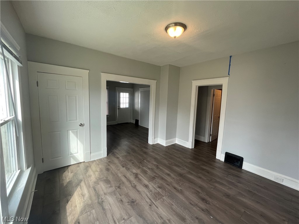 Jh Hardys Sub - Residential Lease
