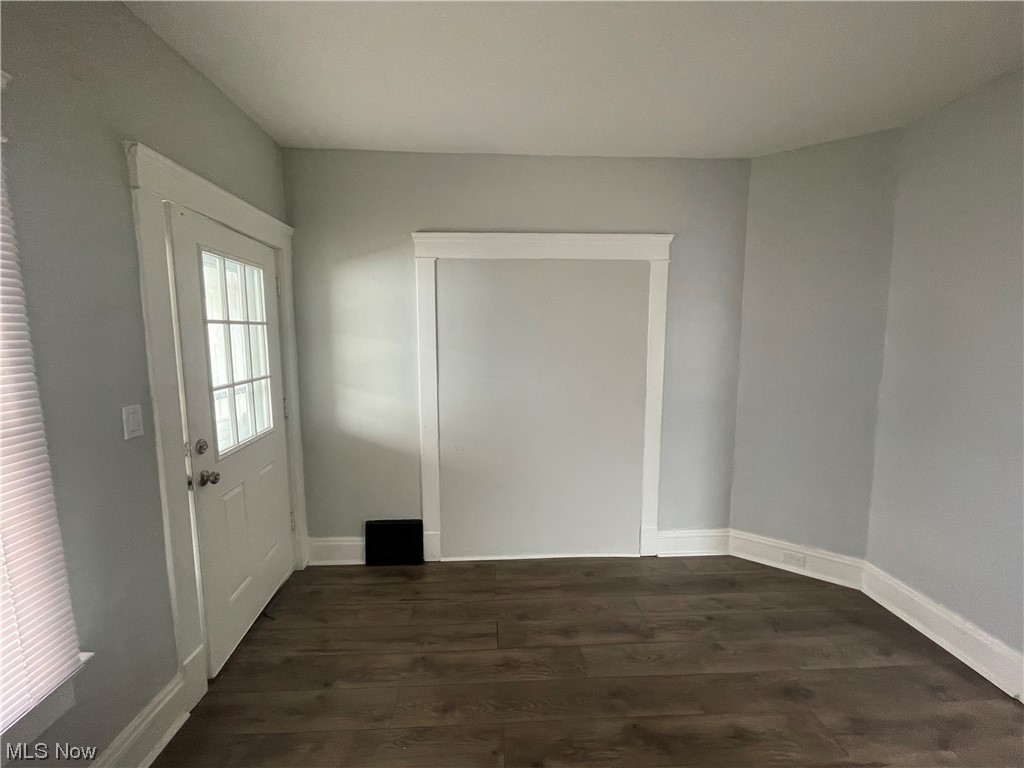 Jh Hardys Sub - Residential Lease