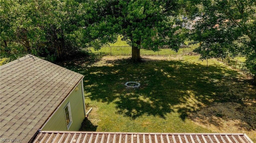 Photo of 2221 Maxine Avenue NE, Canton, OH 44705 (MLS # 5216884)