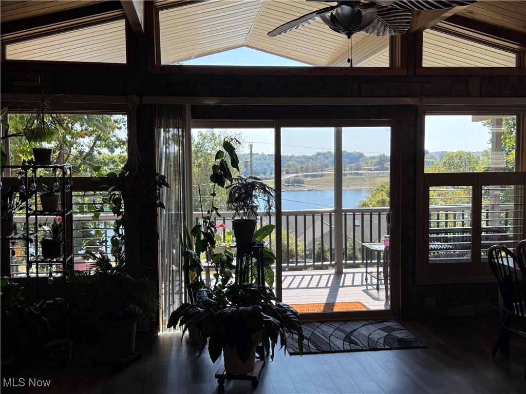 LAKE BUCKHORN - Residential