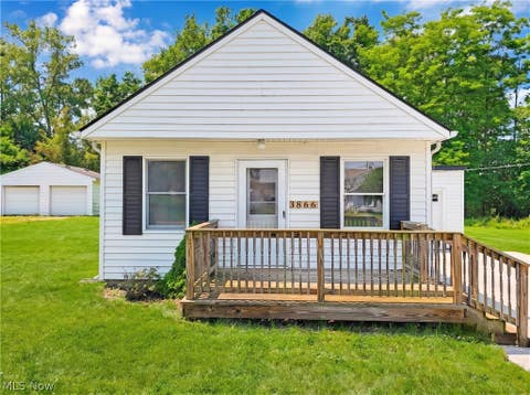 Homes For Sale - 3866 Kirtland Road<br/> Lake County, Willoughby, OH 44094